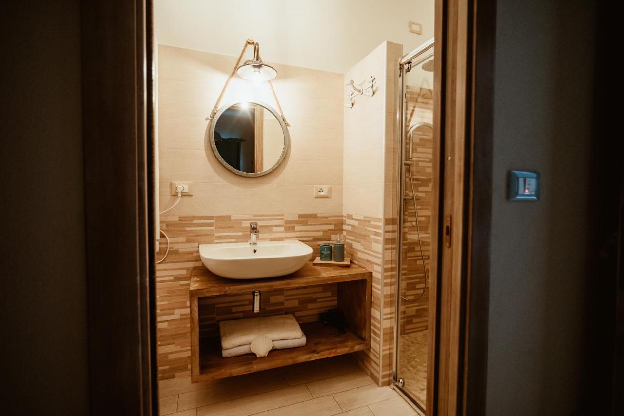 B&B Il Mare In Una Stanza Ortona Extérieur photo